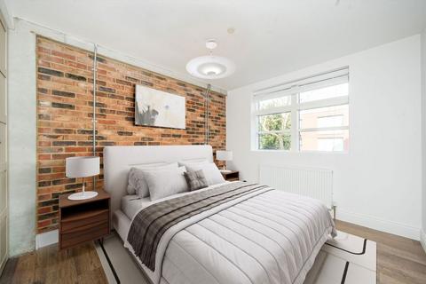 undefined, Elm Grove, London SW19