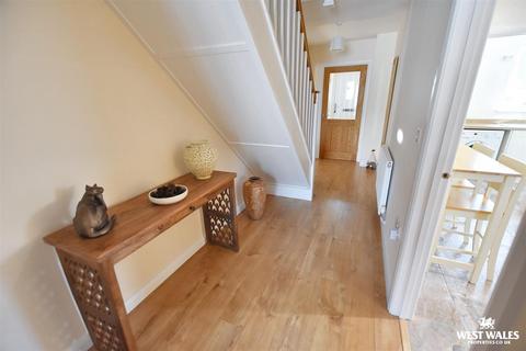4 bedroom detached house for sale, Haverfordwest