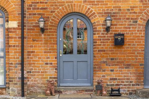 The Old Carriage House Coach Road, Hougham, Grantham, NG32 2JL