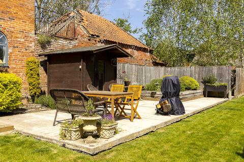 The Old Carriage House Coach Road, Hougham, Grantham, NG32 2JL