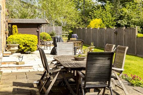 The Old Carriage House Coach Road, Hougham, Grantham, NG32 2JL