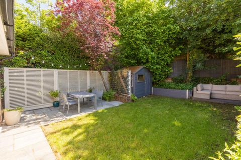 1 Priory Road, Forest Row, RH18 5HF