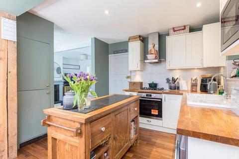 1 Priory Road, Forest Row, RH18 5HF