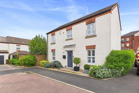 3 Trunkfield Meadow, Lichfield, WS13 8FL