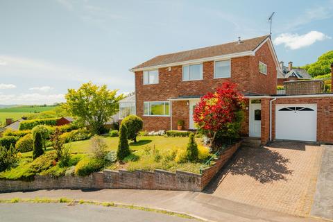 1 Alexandra Way, Crediton, EX17 2EA