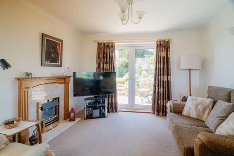 1 Alexandra Way, Crediton, EX17 2EA
