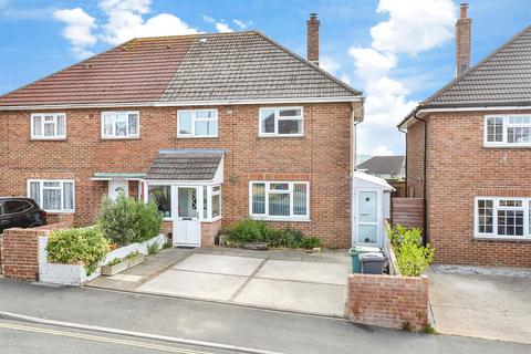 3 bedroom semi-detached house for sale, Mill Hill Road, Cowes, Isle of Wight