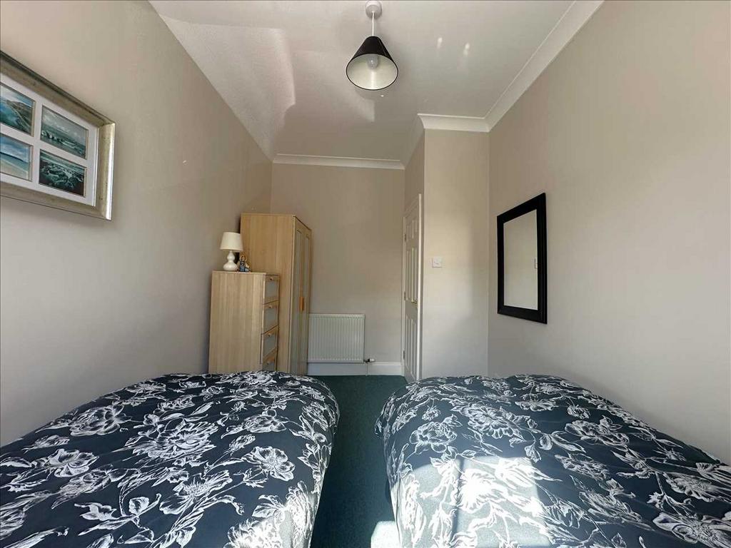 Bedroom (front)