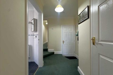 2 bedroom apartment for sale, Belle Vue Street, Filey