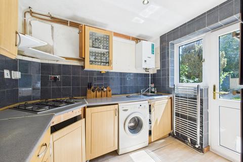 4 Abbotswood Close, Tadley, RG26 3UH