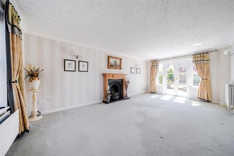 4 bedroom detached house for sale, Shillingston Drive, Shrewsbury