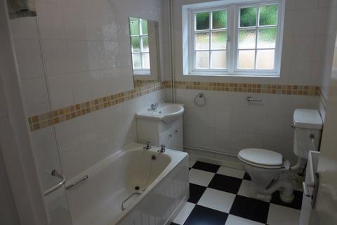 2 bedroom terraced house to rent, Bedford Street, Ampthill MK45