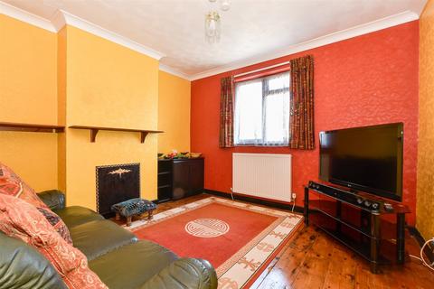 3 bedroom semi-detached house for sale, Cross Street, Sandown PO36