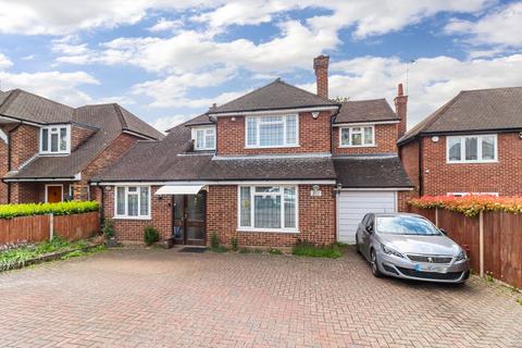 Cassiobury Drive, Watford, WD17