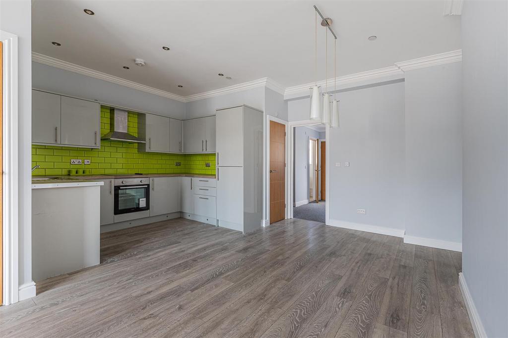 Cowbridge Road 546a-8.jpg