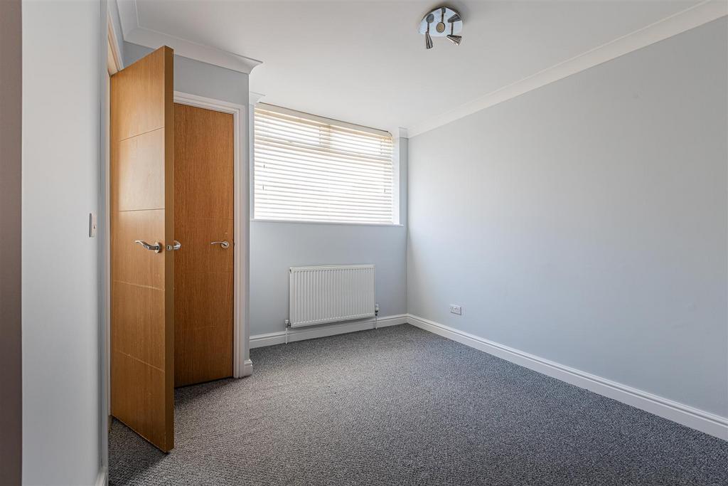 Cowbridge Road 546a-11.jpg