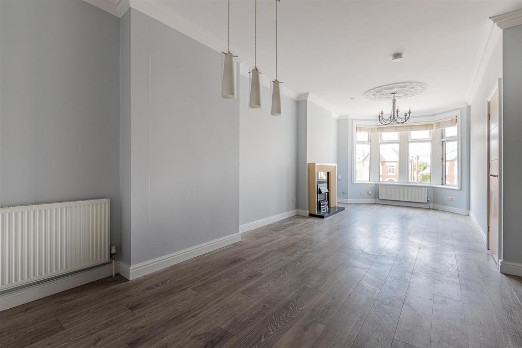 Cowbridge Road 546a-9.jpg