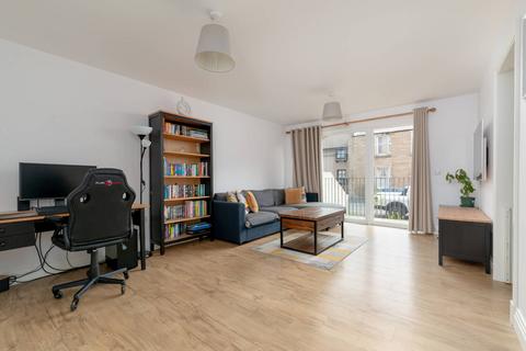 Flat 5, 21b Brunswick Road, Edinburgh, EH7 5FN