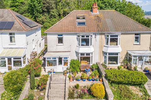 5 Castle Crescent, Mumbles, Swansea, SA3 4AY