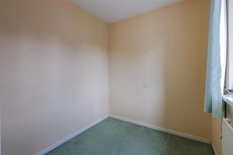 8 Parc Clwyd, Barry, CF63 1DS
