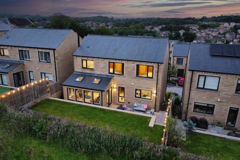 5 bedroom detached house for sale, East Hill Way, Denby Dale, HD8