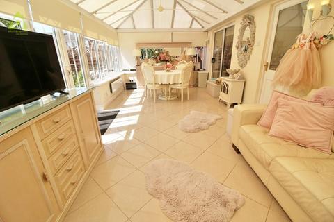 21 Farleigh Close, Westhoughton, Bolton, BL5 3ES