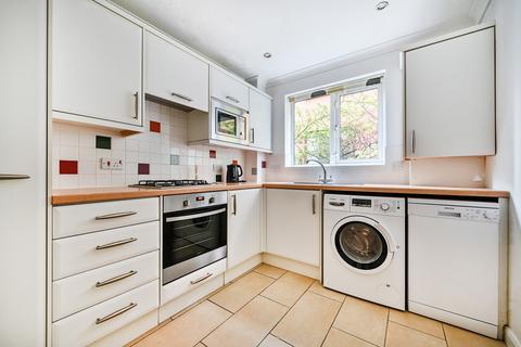 1 bedroom apartment for sale, Preston Court, 38 Station Road, New Barnet, Hertfordshire, EN5