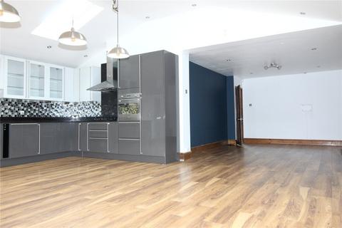 4 bedroom house to rent, Suttons Lane, Hornchurch, Essex, RM12