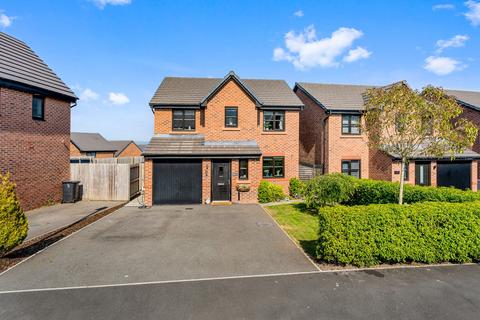 4 bedroom detached house for sale, Hilldale, Ashton-In-Makerfield, WN4