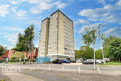 2 bedroom flat for sale, 380 Fullwell Avenue, Clayhall