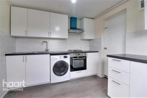 2 bedroom flat for sale, Owen Waters House, Fullwell Avenue, Clayhall