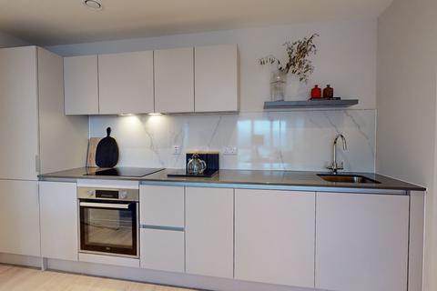 2 bedroom flat to rent, Bloomery Place