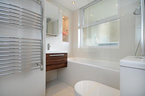 3 bedroom flat to rent, St. Johns Wood Park