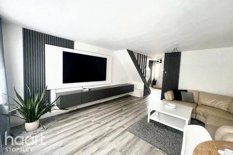 3 bedroom semi-detached house for sale, Devon Road, Luton