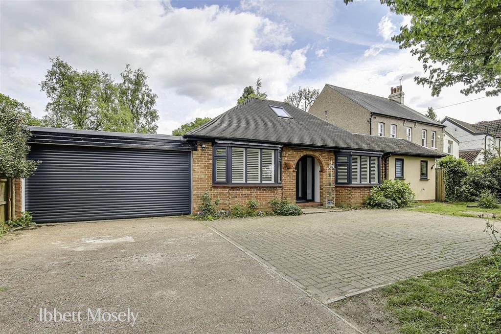 1.  Top O The Down, Ricketts Hill Road, Tatsfield,