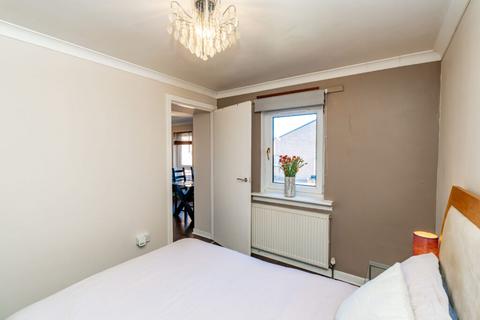 138/3 Bonnington Road, Edinburgh, EH6 5JP