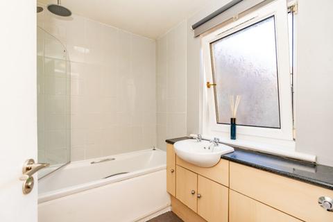 138/3 Bonnington Road, Edinburgh, EH6 5JP