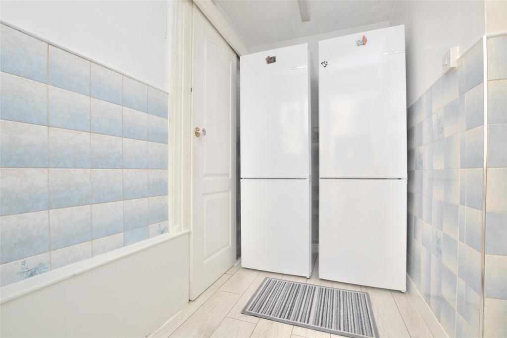 Fridge/Freezer Room