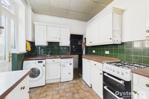 undefined, Springfield Road, London, N11