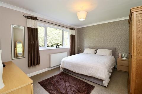 The Lorraul Town Street, Shiptonthorpe, York, YO43 3PE