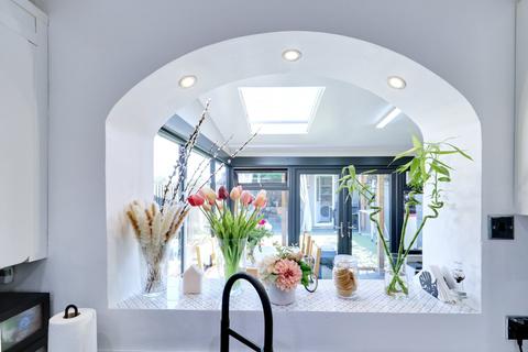 256 Romford Road, Aveley, South Ockendon, RM15 4PD