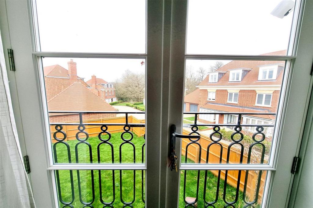 Juliet balcony