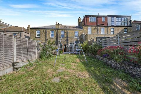 88 Arngask Road, London, SE6 1XX