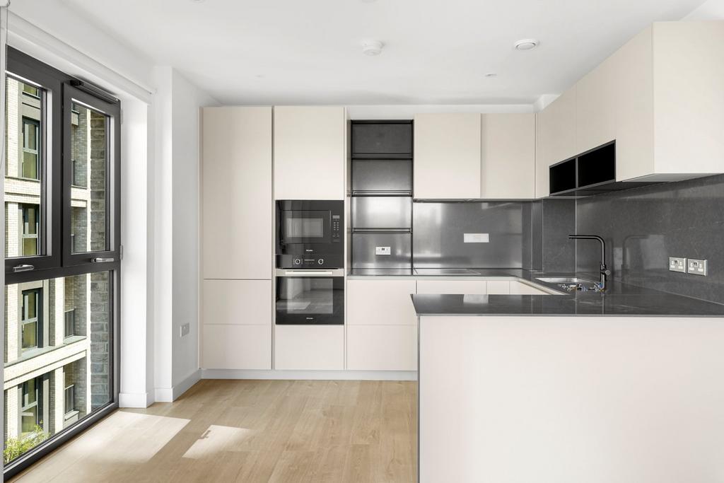 Apartment in London - View 3