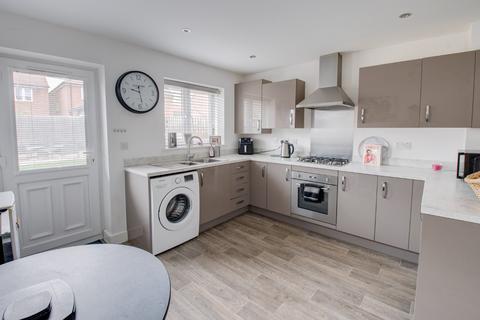 7 Godwin Close, Copcut, Droitwich, WR9 7GR