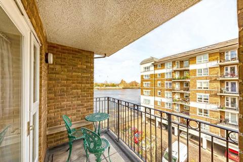 1 bedroom flat to rent, Princes Riverside Road, London SE16