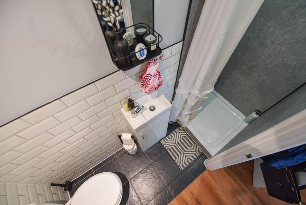 Ensuite