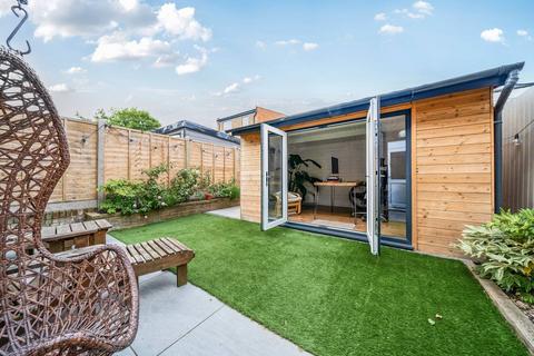 110 Upper Tulse Hill, London, SW2 2RR
