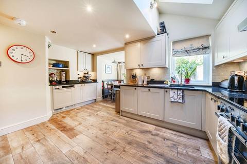 20 Ducie Street, London, SW4 7RW