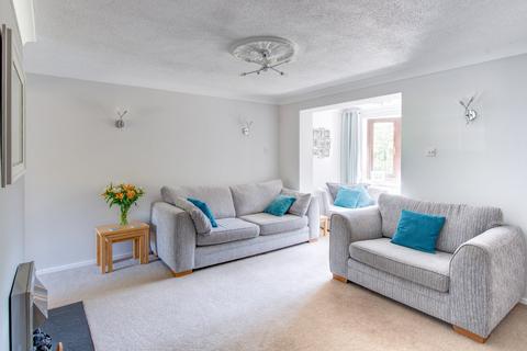 4 bedroom detached house for sale, Oakham Close, Redditch, Worcestershire, B98